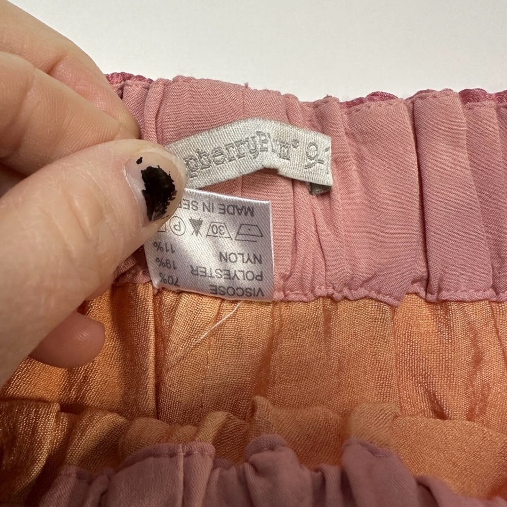 Raspberry Plum Shorts - Picture 3 of 5